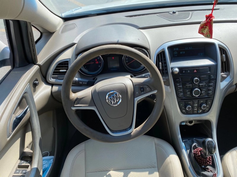 广州14年别克英朗2