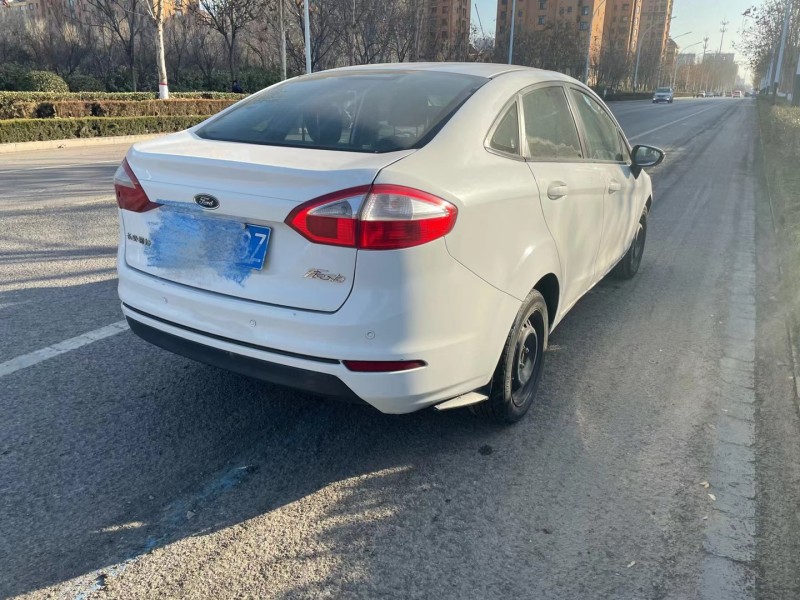 潍坊14年福特嘉年华4