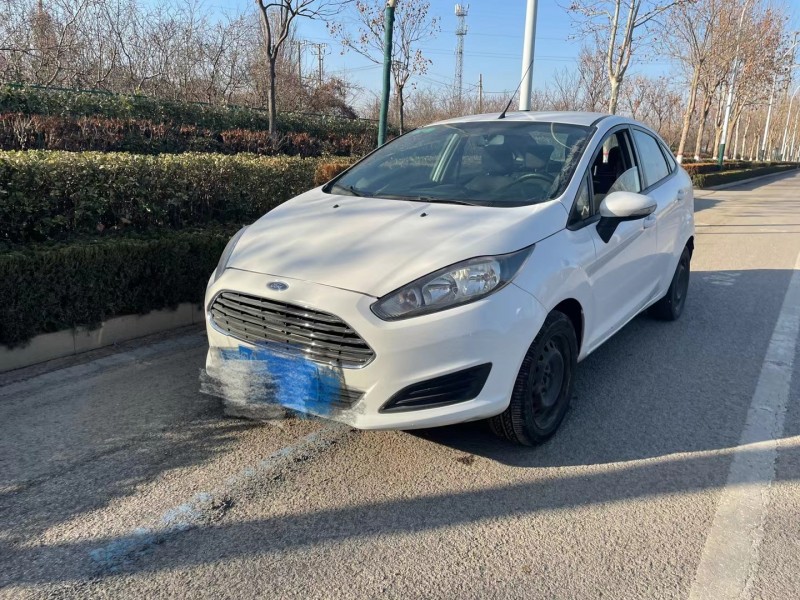 潍坊14年福特嘉年华3