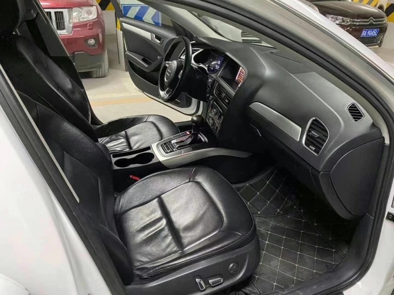 成都14年奥迪A4L5