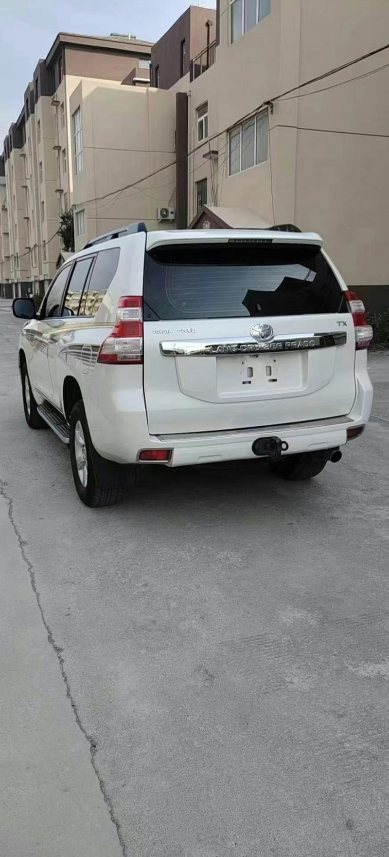 济南17年丰田普拉多7