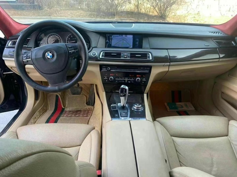 潍坊10年宝马7系4