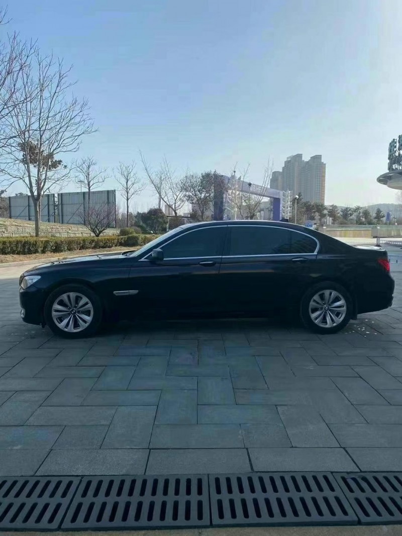 潍坊10年宝马7系7