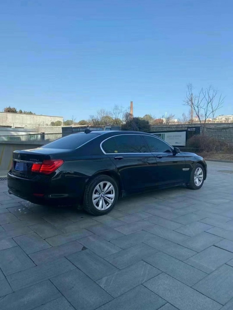 潍坊10年宝马7系9