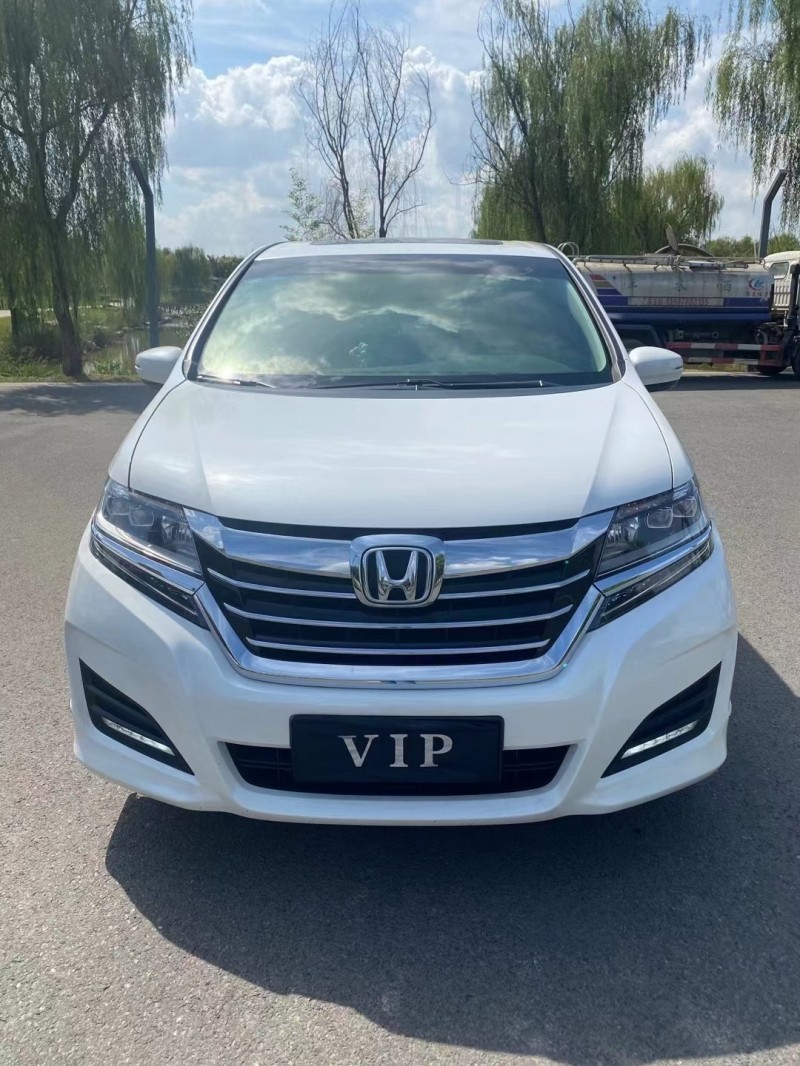 徐州18年本田艾力绅1