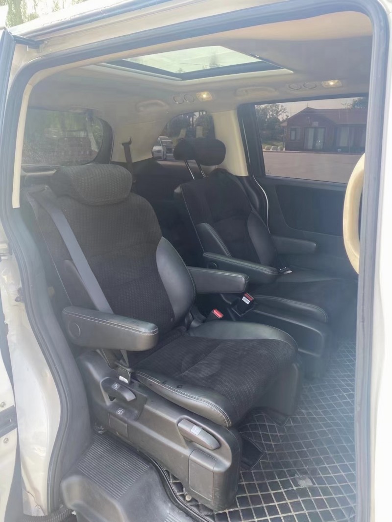 徐州18年本田艾力绅8