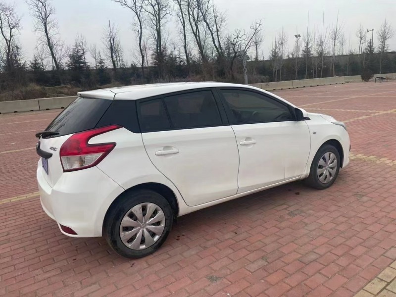 青岛14年丰田YARiS L 致炫7