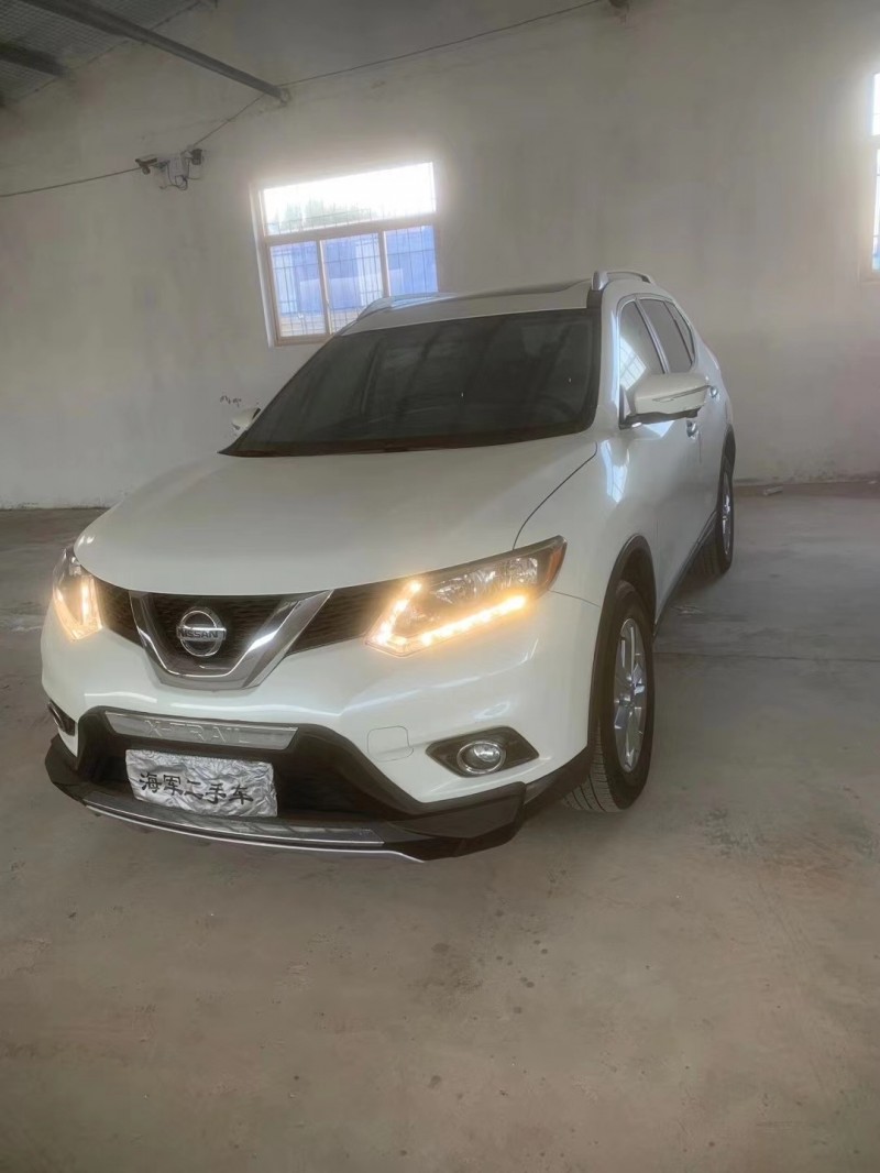 唐山17年日產奇駿1
