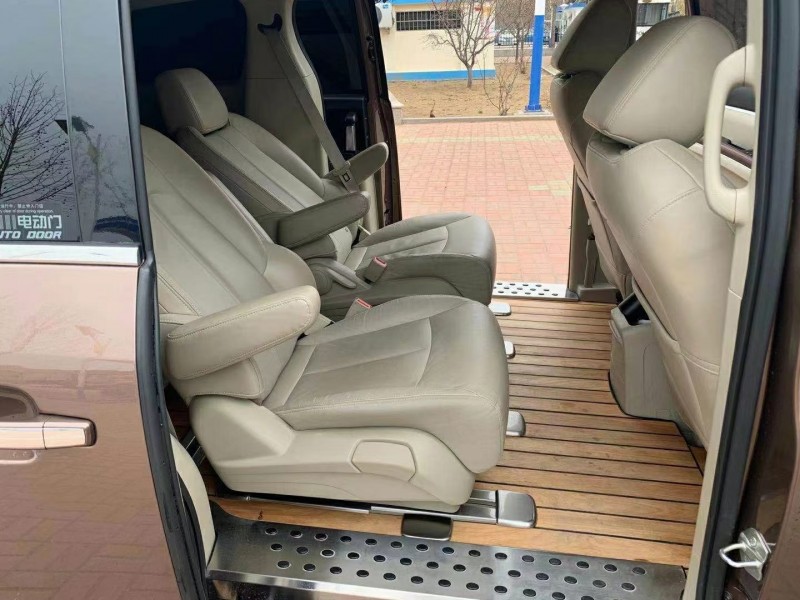 青岛19年别克GL83