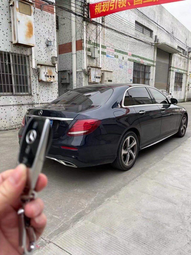 广州17年奔驰E5