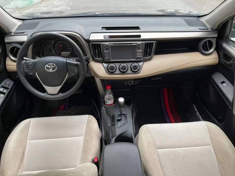 广州13年丰田RAV44