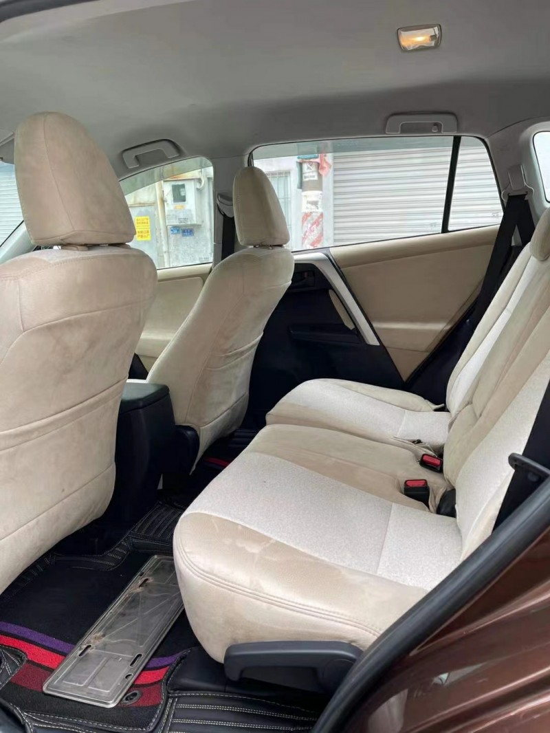 广州13年丰田RAV47