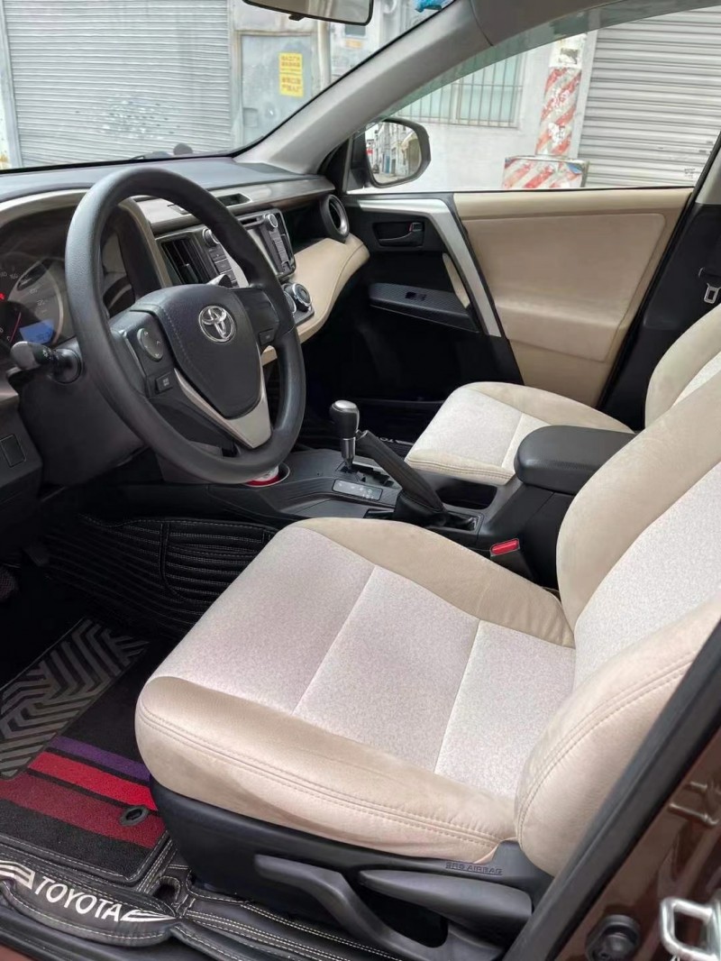 广州13年丰田RAV49