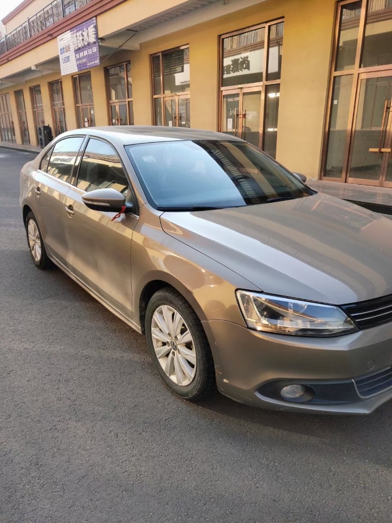 保定14年大众速腾2