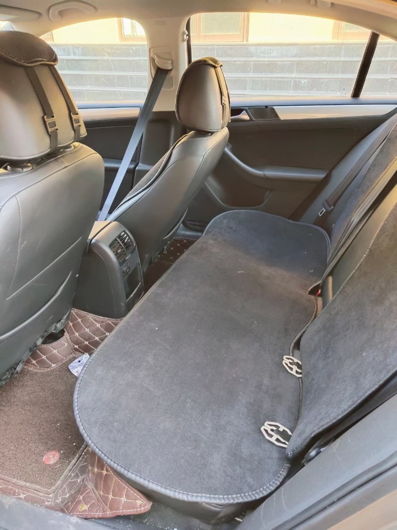 保定14年大众速腾4