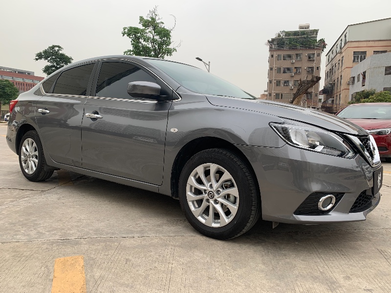 广州20年日产轩逸7