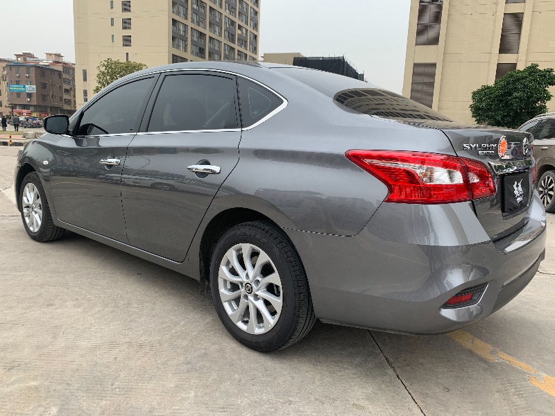 广州20年日产轩逸3