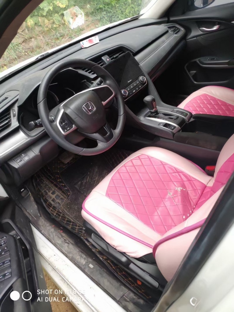 武汉17年本田思域4