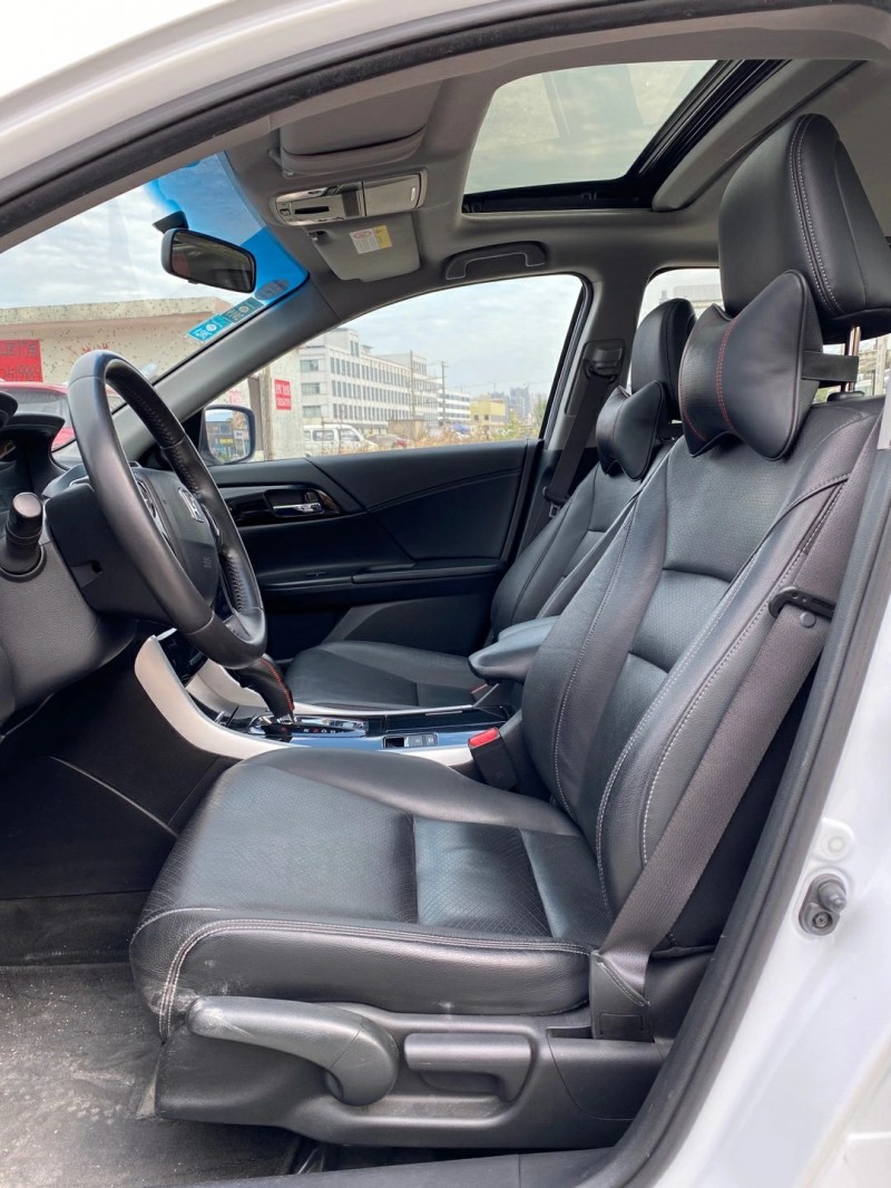 广州17年本田雅阁6