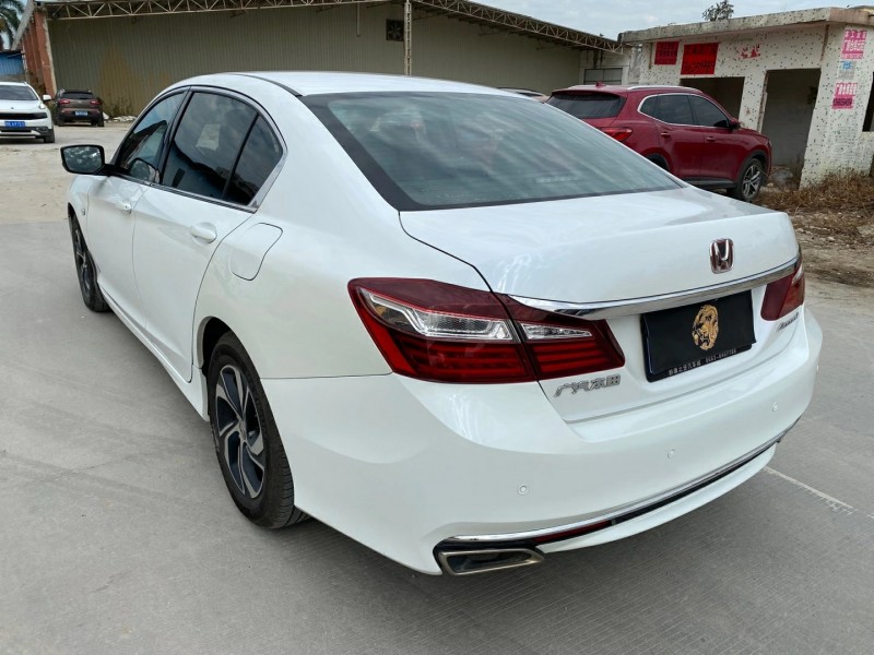 广州17年本田雅阁5