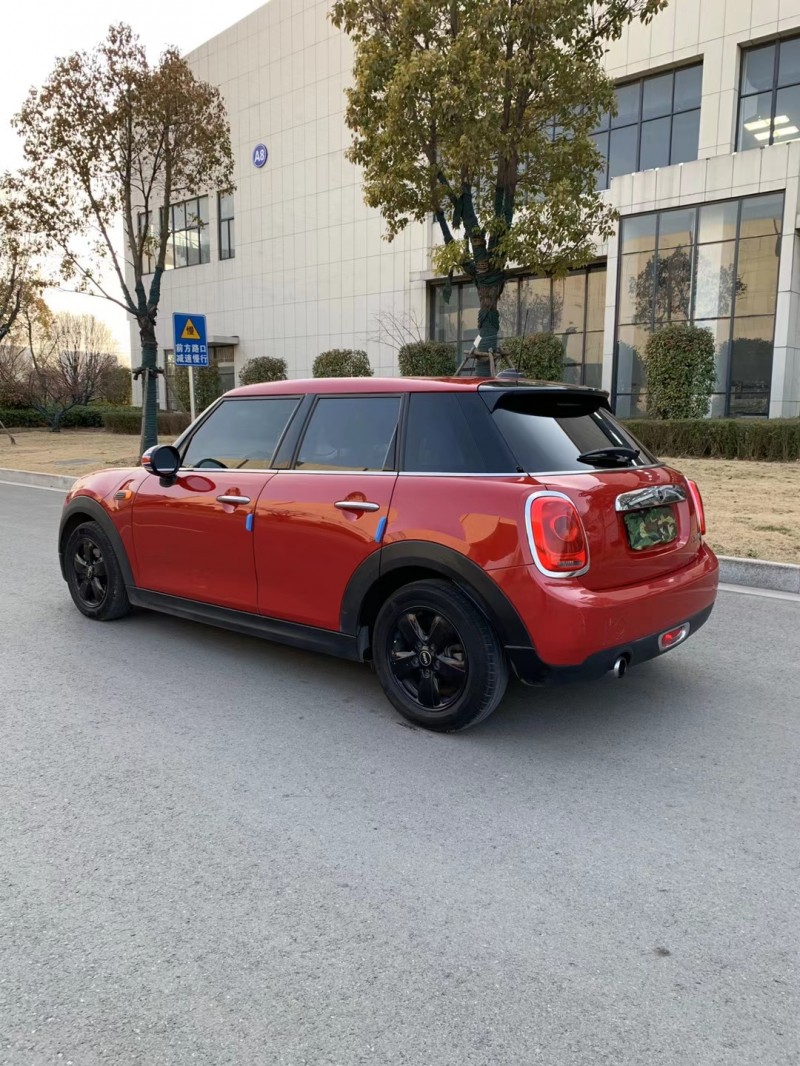 宿遷17年寶馬MINI5