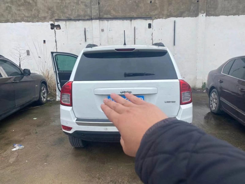 臺州12年Jeep指南者6