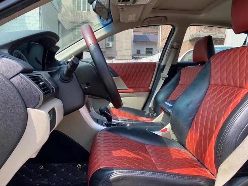 广州15年本田雅阁5