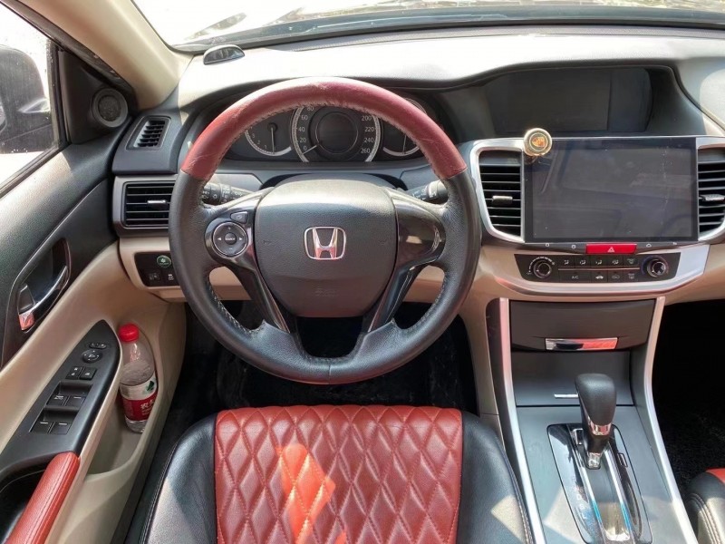 广州15年本田雅阁6