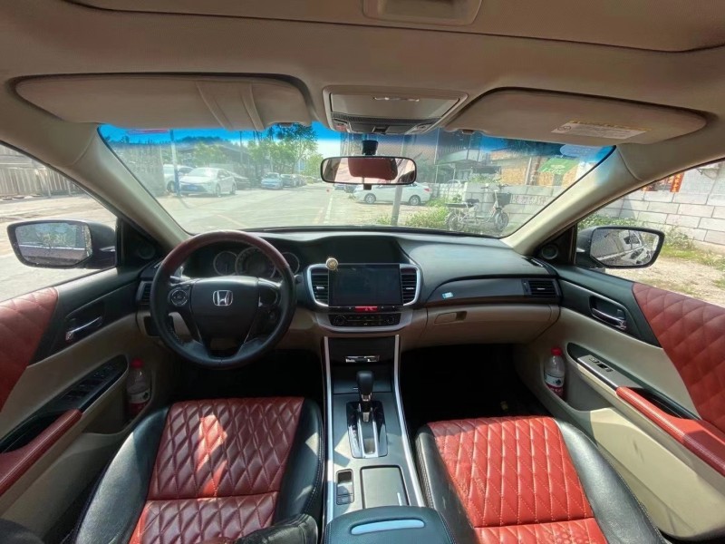 广州15年本田雅阁7