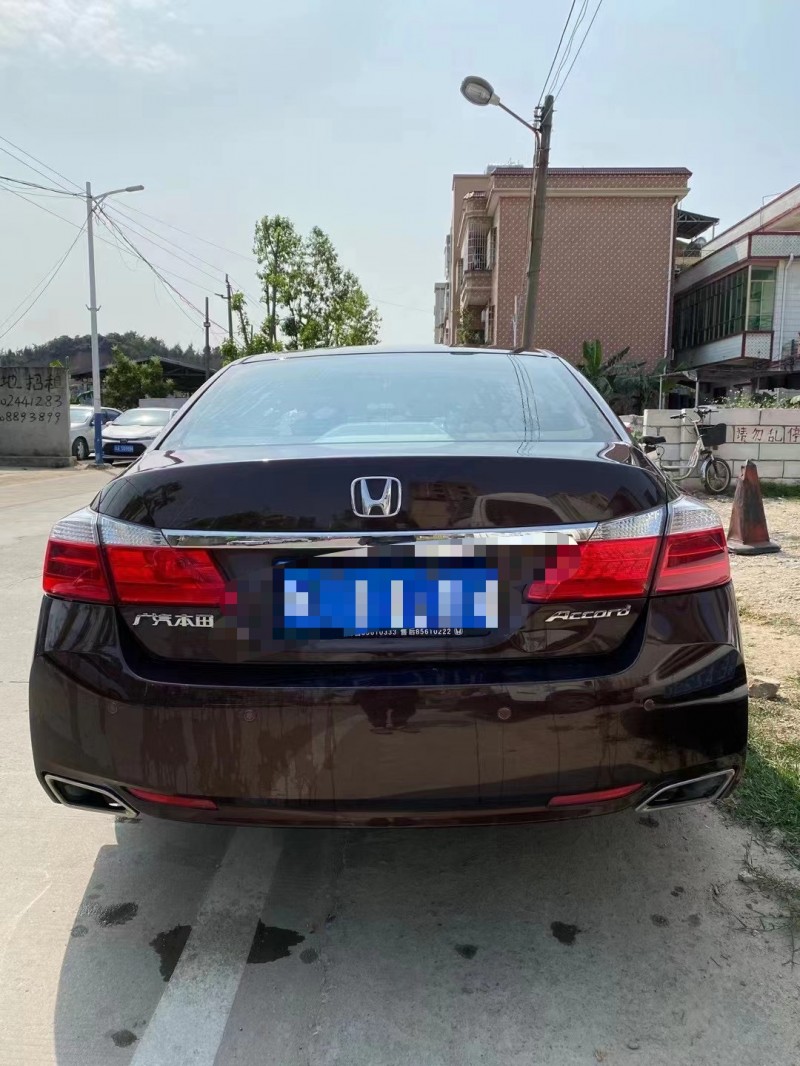 广州15年本田雅阁9