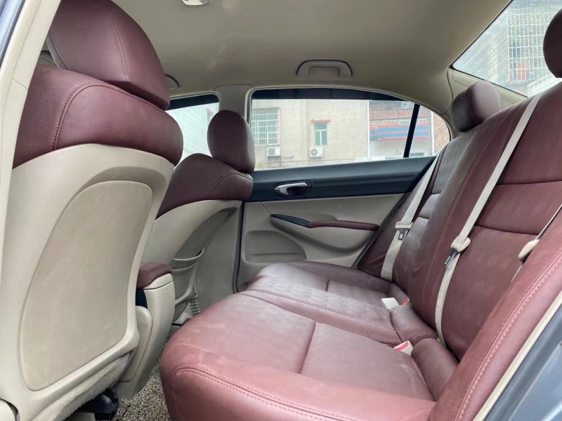 广州11年本田思域4