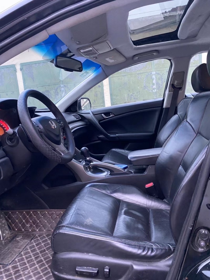 青岛12年本田思铂睿6