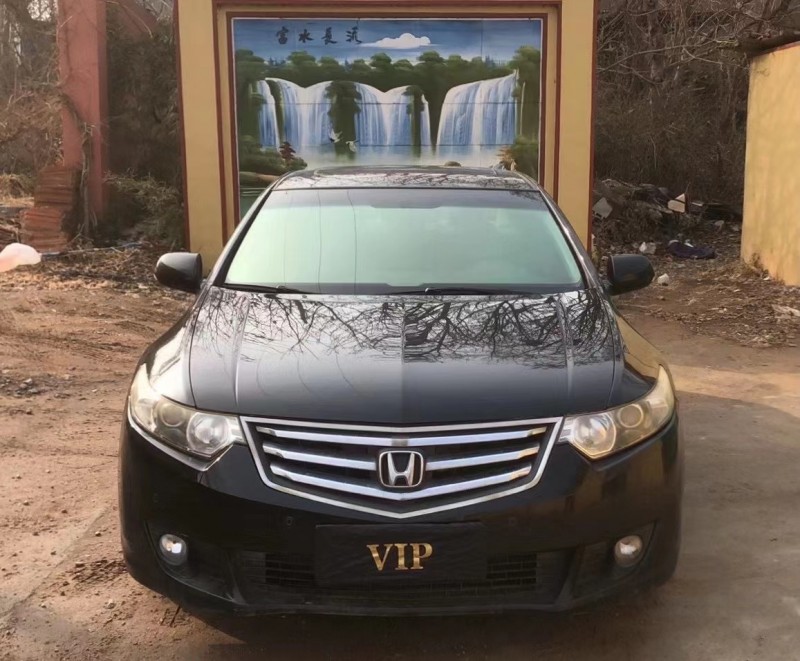 青岛10年本田思铂睿1