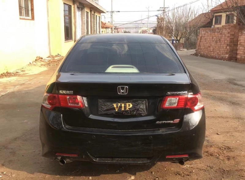 青岛10年本田思铂睿2