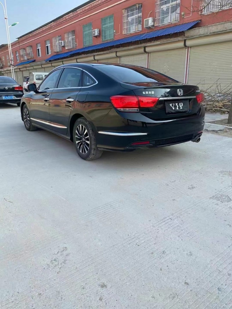 北京16年本田思铂睿9