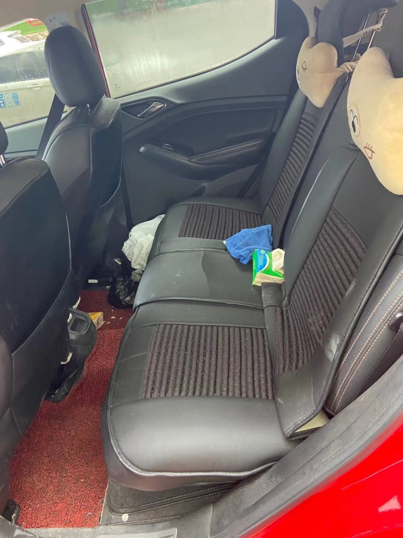 武汉17年比亚迪元4