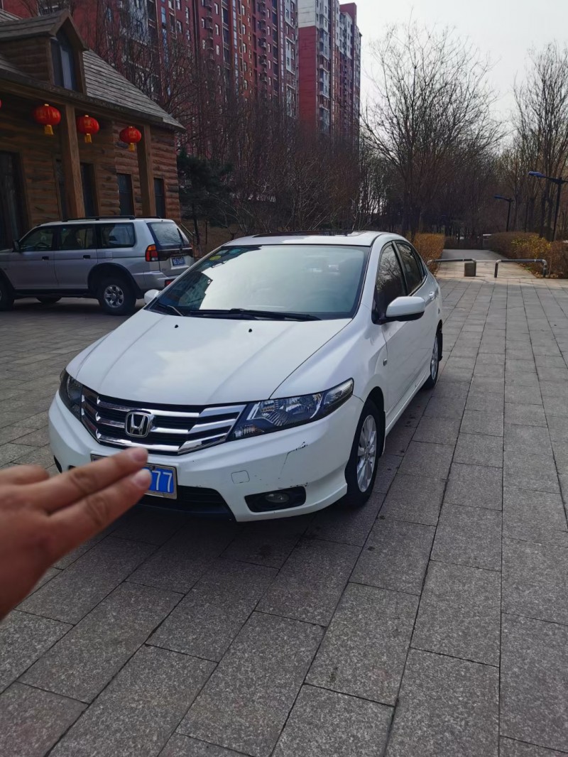 邢台13年本田锋范3