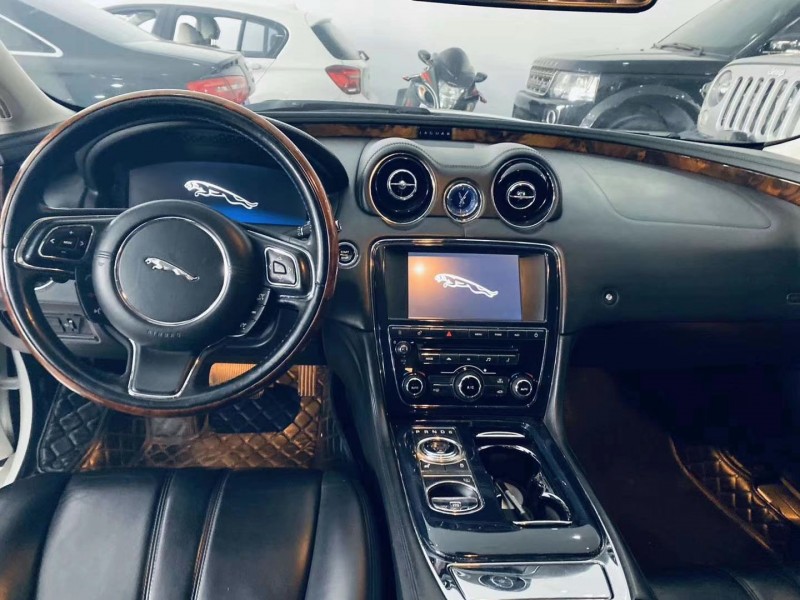 邢台13年捷豹XJ6