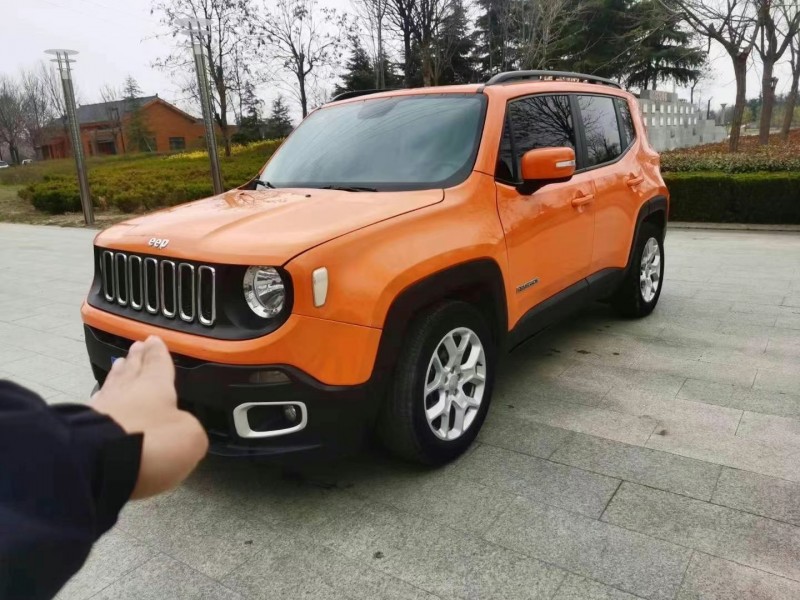 邢臺16年Jeep自由俠7