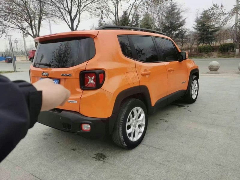 邢臺16年Jeep自由俠1