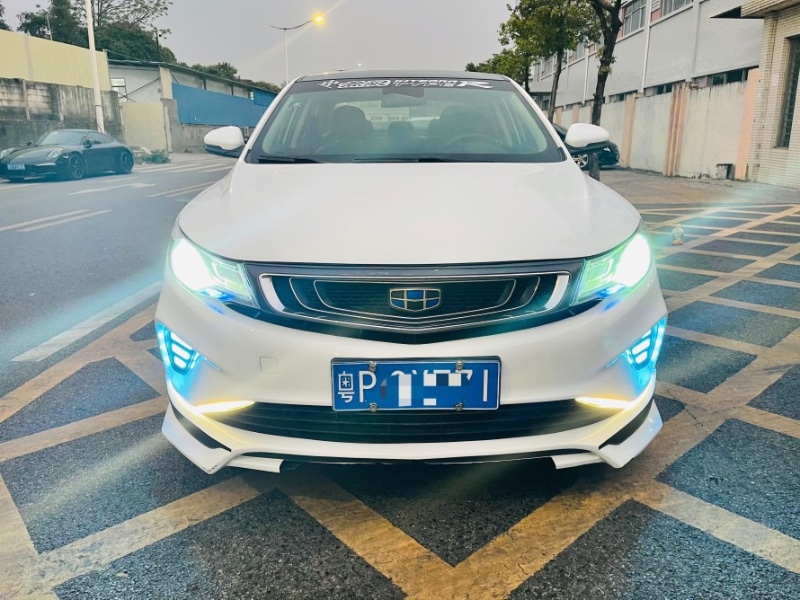 东莞19年吉利帝豪GL8