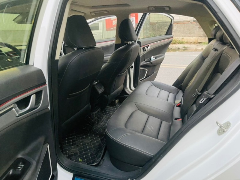 东莞19年吉利帝豪GL4