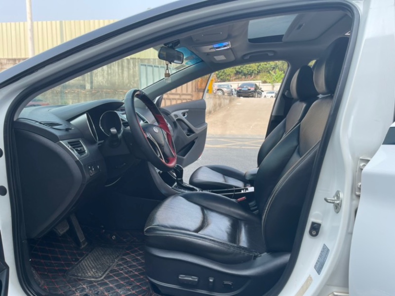 东莞14年现代朗动6