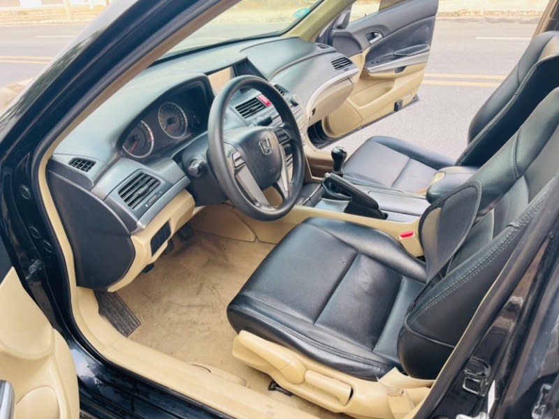 东莞09年本田雅阁6