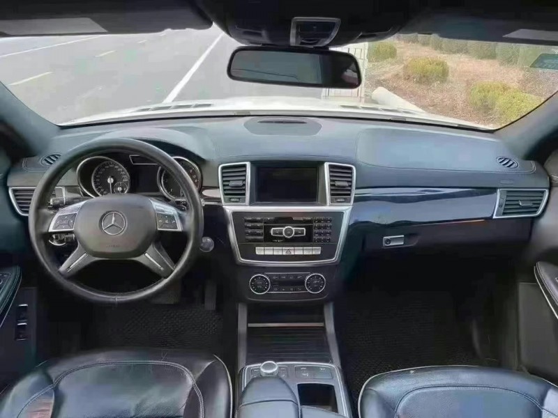 武汉14年奔驰GL2