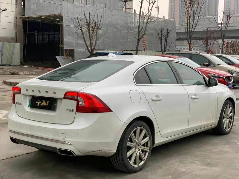西安19年沃爾沃S60L2