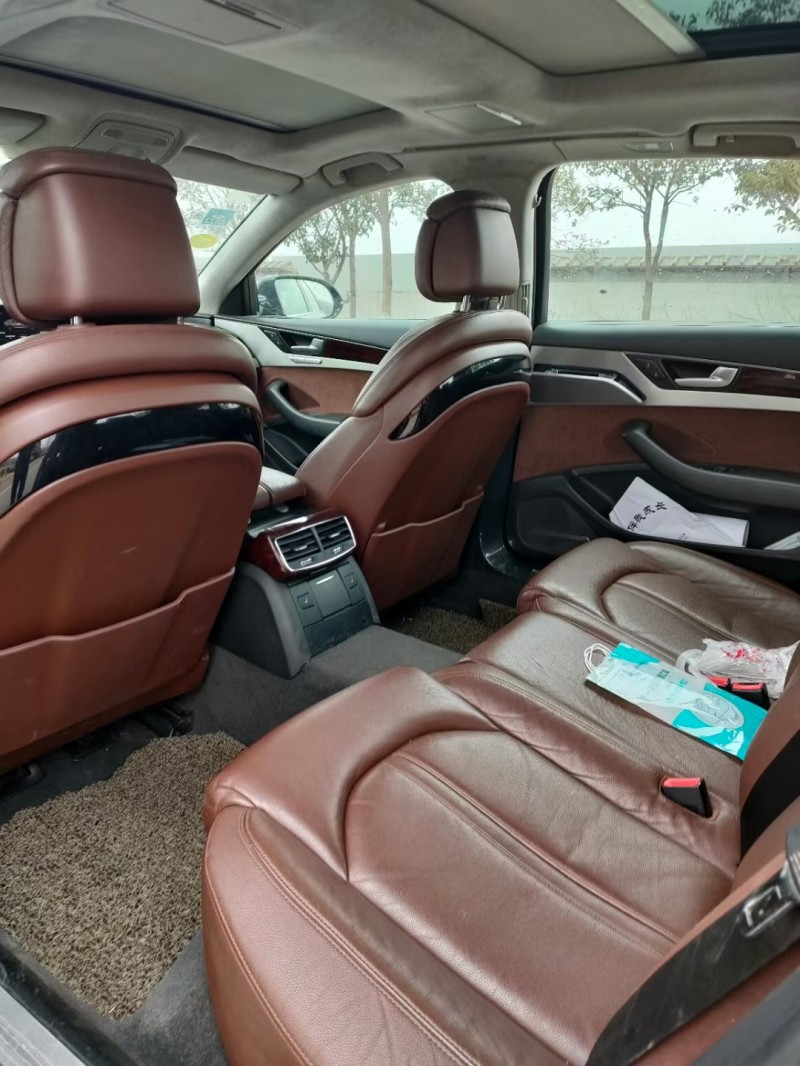 徐州12年奥迪A8L1