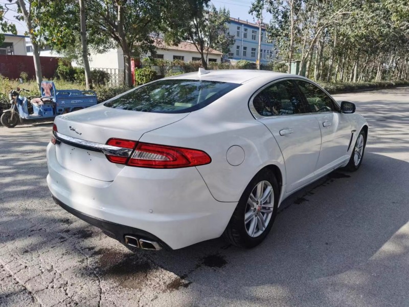 潍坊14年捷豹XF8