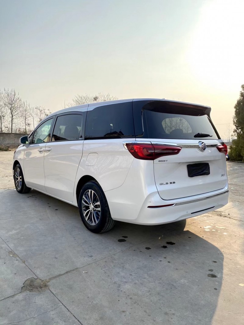 临沂20年别克GL82