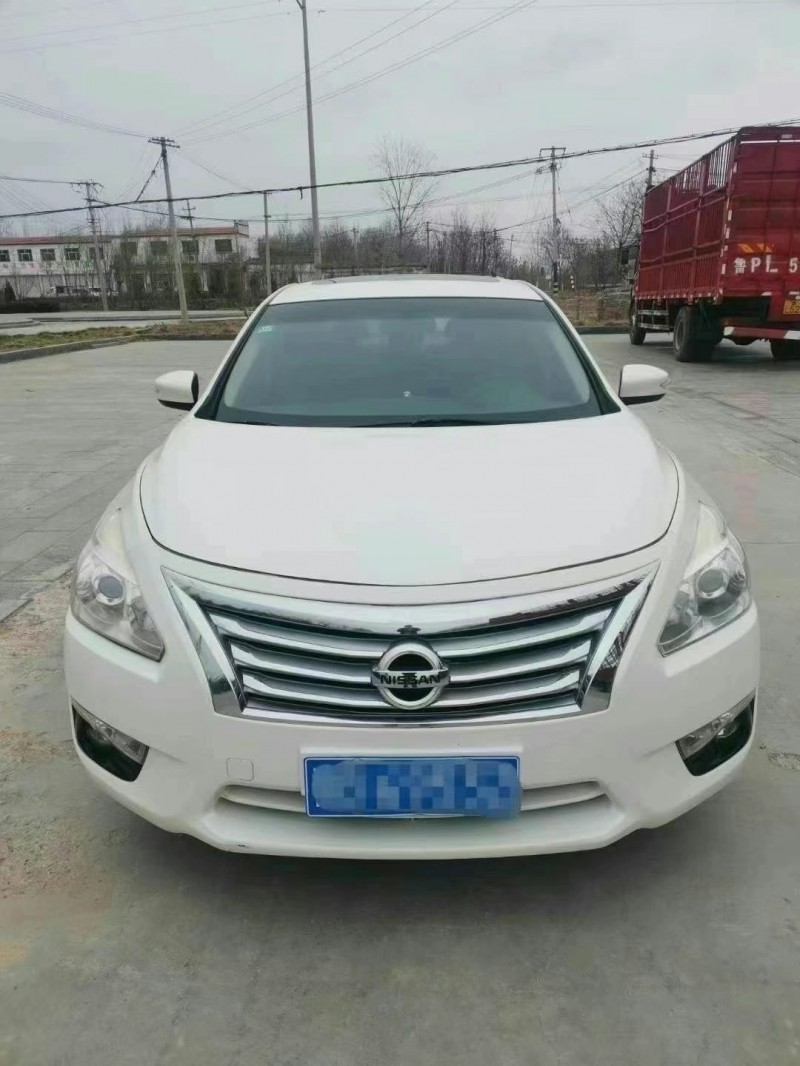 萊蕪14年日產天籟9